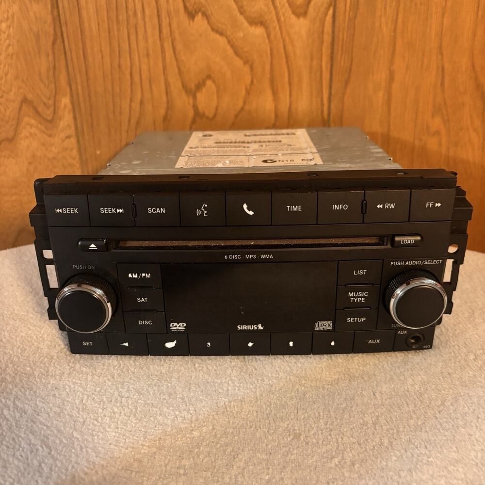 OEM Chrysler Dodge Jeep Radio CD DVD MP3 Sirius 6 Disc Changer P05064949AC 2010